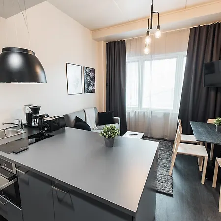 Апарт-отель Forenom Tikkurila 3*