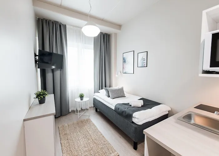 Forenom Tikkurila Huoneistohotelli 3*